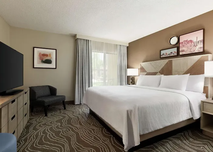 Embassy By Hilton Phoenix Hotel Tempe